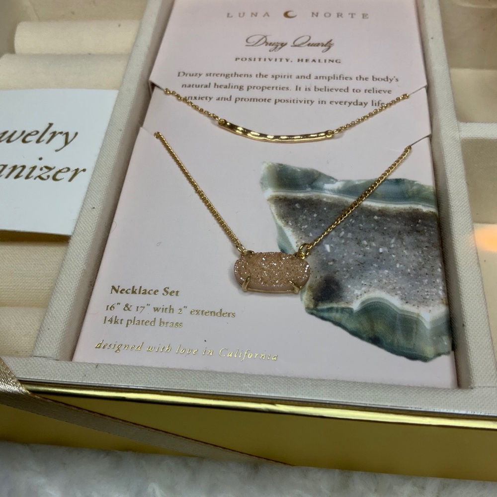 Necklace Set + Jewelry Organizer NWT
